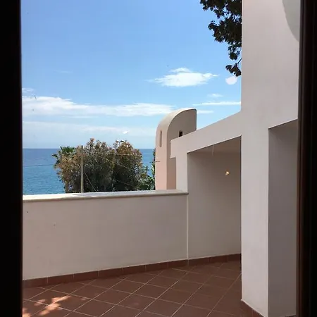 B&B Villa Sul Mare Melito Di Porto Salvo Exterior photo